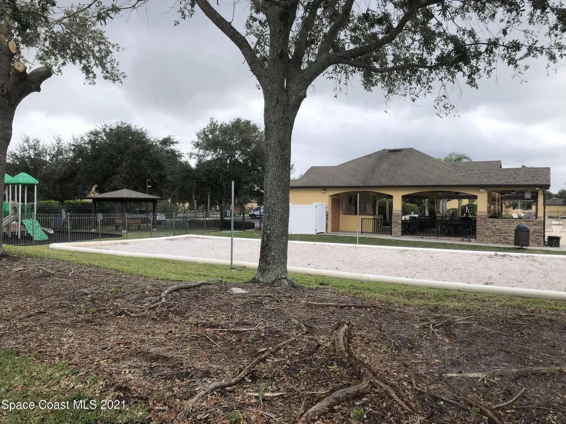 Photo of Unit 103 at 830 Luminary Circle