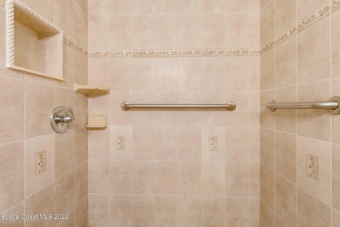 Photo of 764 Angle Street NE
