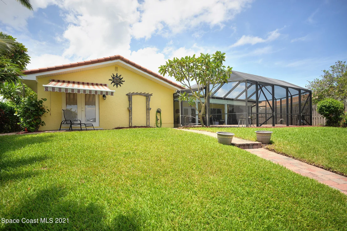 Photo of 457 Red Sail Way