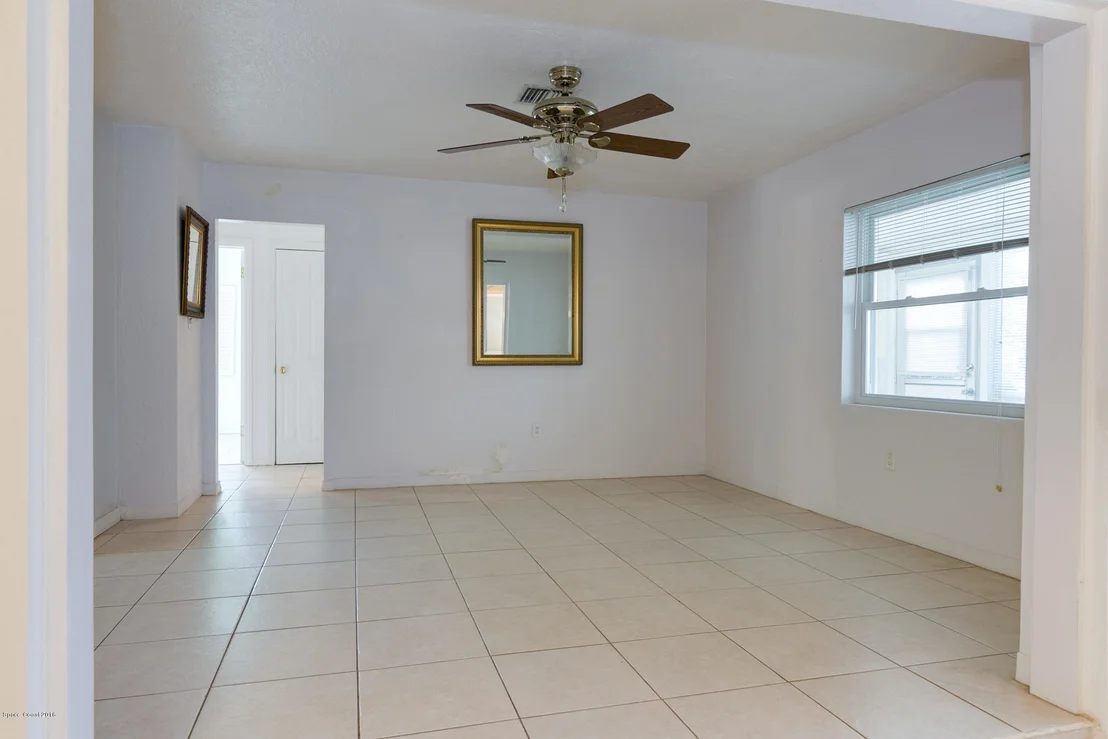 Photo of 769 Banyan Drive
