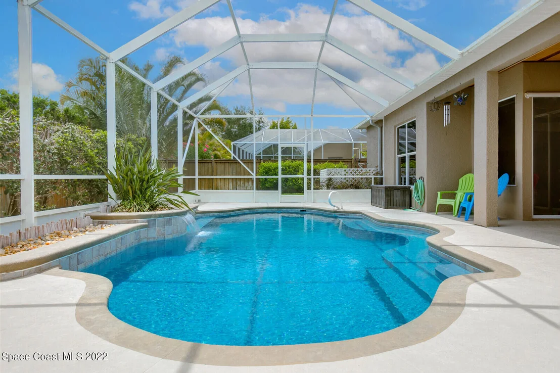 Photo of 4627 Alamanda Drive