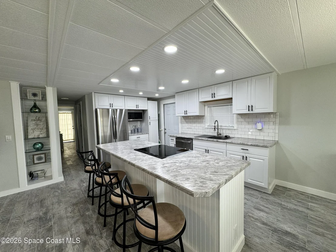 Photo of 805 Wren Circle