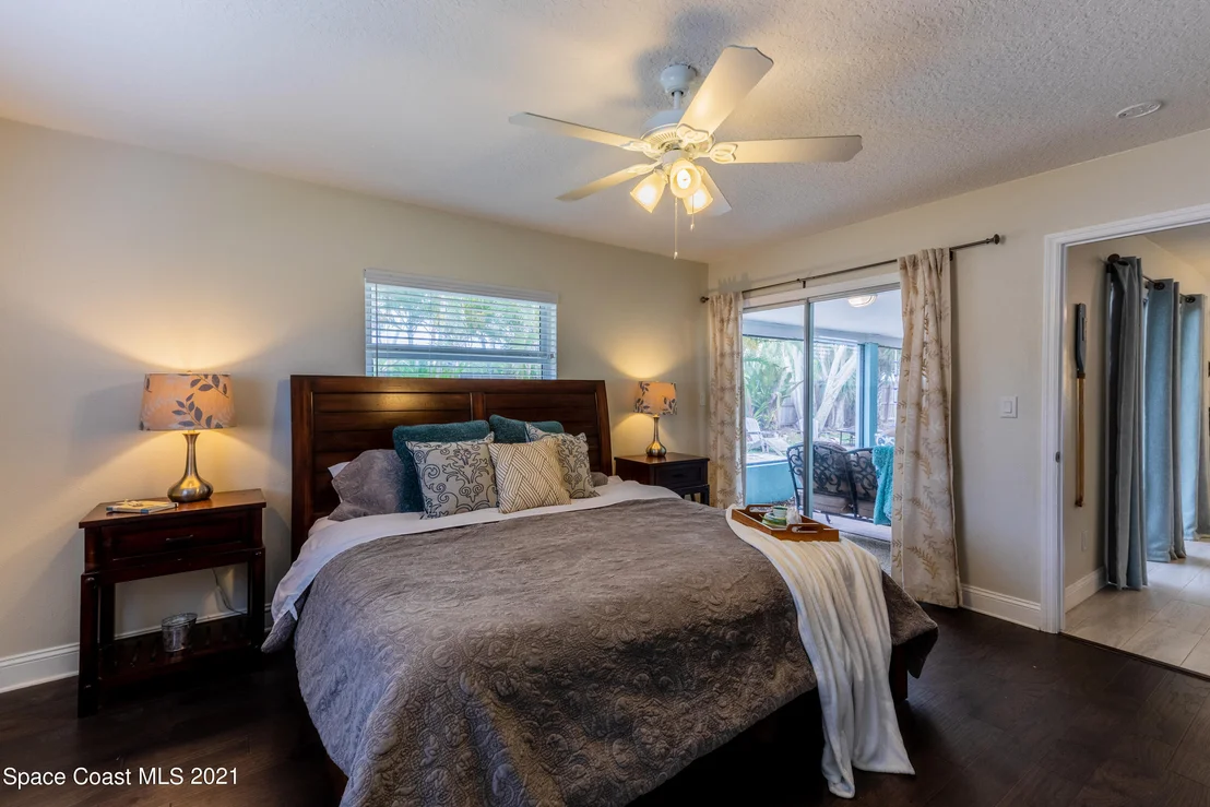 Photo of 391 Riverview Lane
