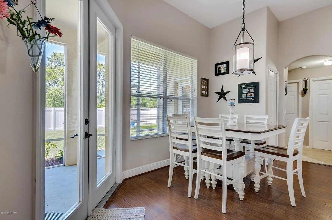 Photo of 1611 Whitman Drive