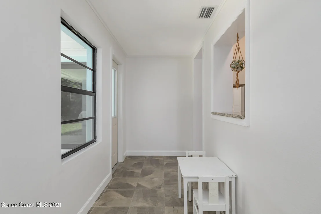 Photo of 242 Miami Avenue