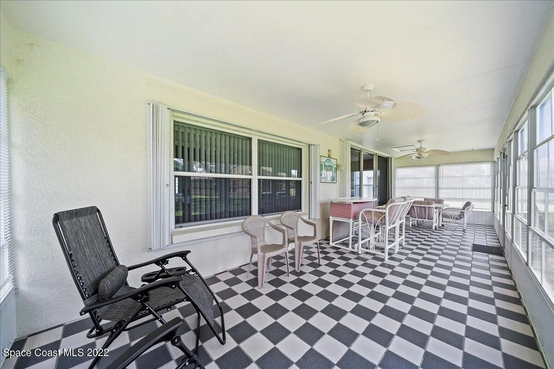 Photo of 3929 Saint Armens Circle