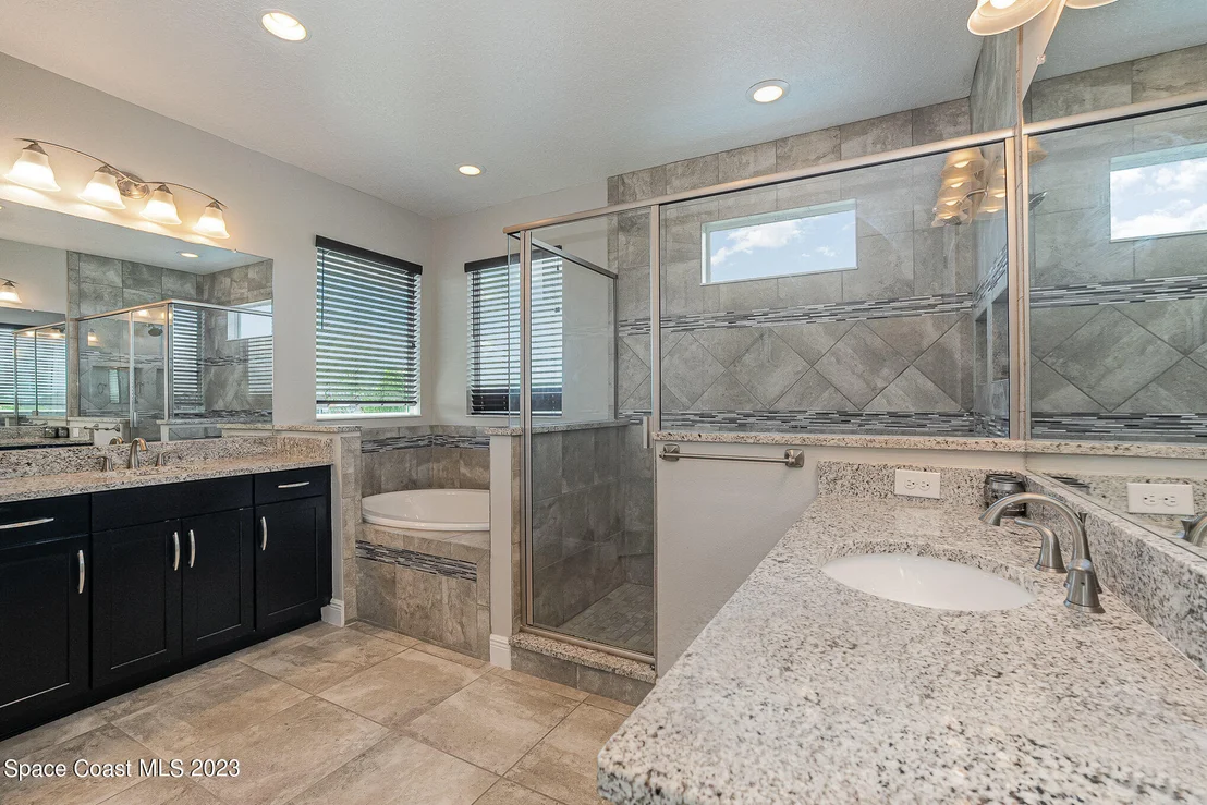 Photo of 2811 Casterton Drive