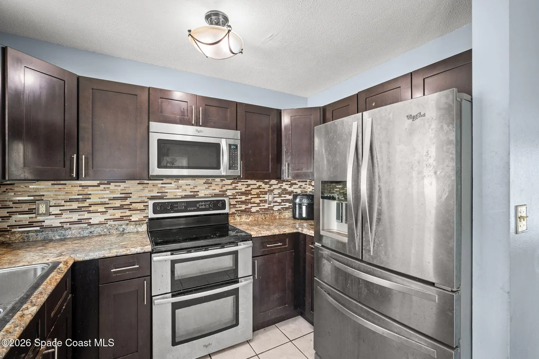 Photo of 790 Bianca Drive NE