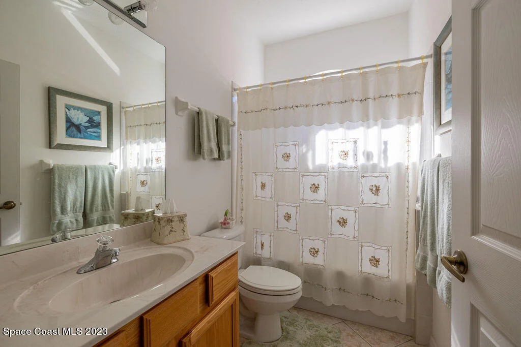 Photo of 4540 Portage Trail