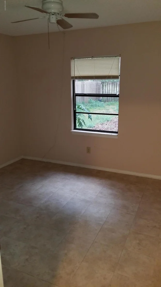Photo of 4270 Silver Lake Drive