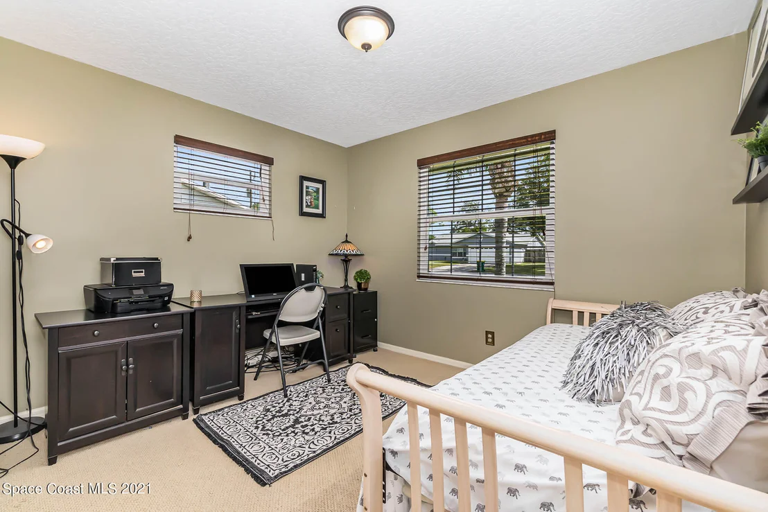 Photo of 5934 Cardiff Avenue