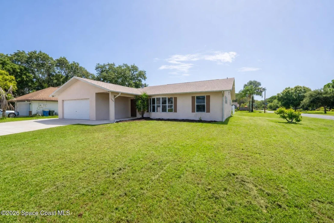 Photo of 1026 Autumn Pines Drive