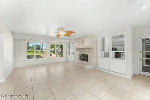 Photo of 933 Waialae Circle NE