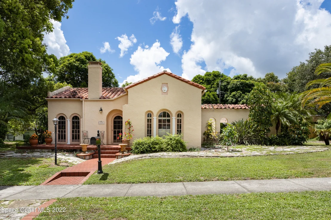 Photo of 115 Valencia Road