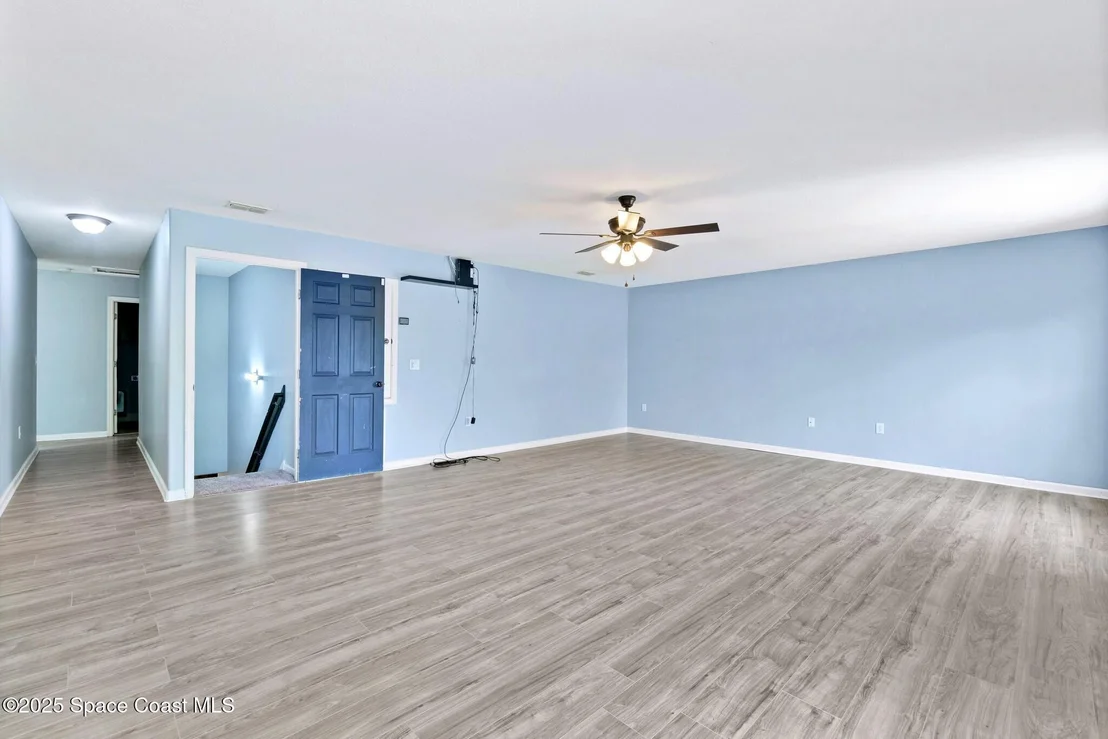 Photo of 404 Dryden Circle