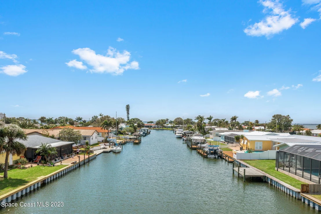 Photo of 339 Brightwaters Drive