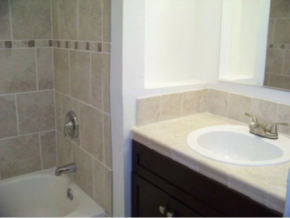 Photo of 760 NE Bahama