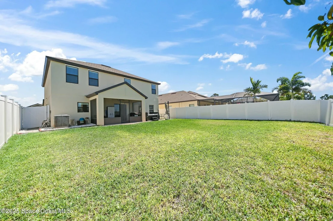 Photo of 1032 Peta Way