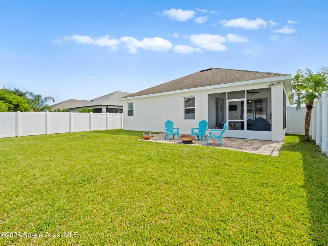 Photo of 1401 Bridgeport Circle