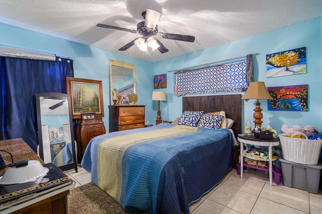 Photo of 2456 Uranus Drive