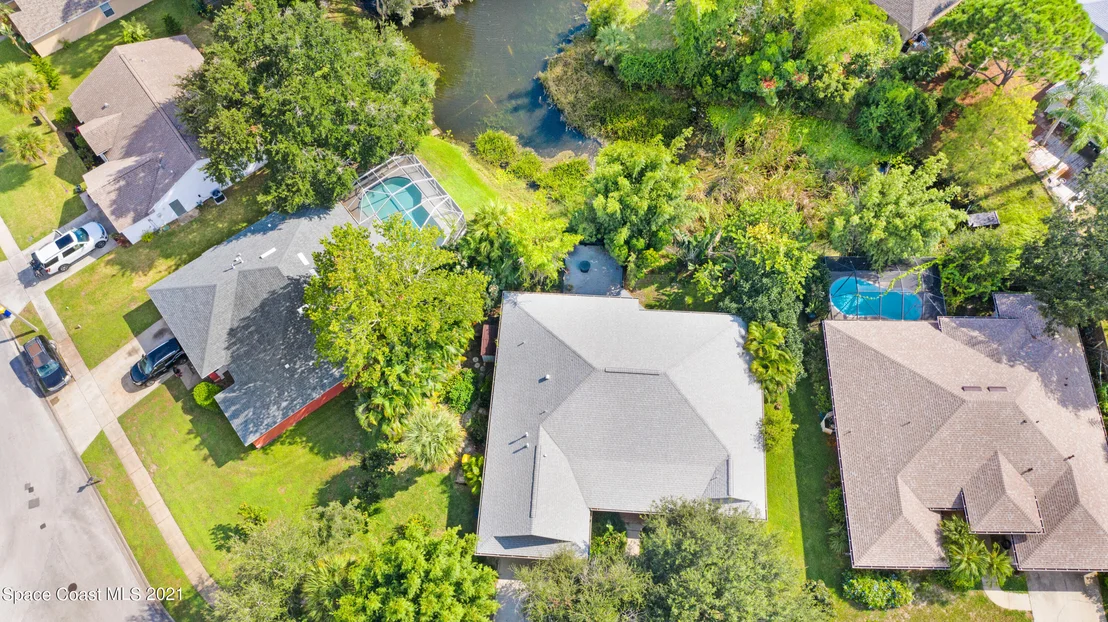 Photo of 863 Brookview Lane
