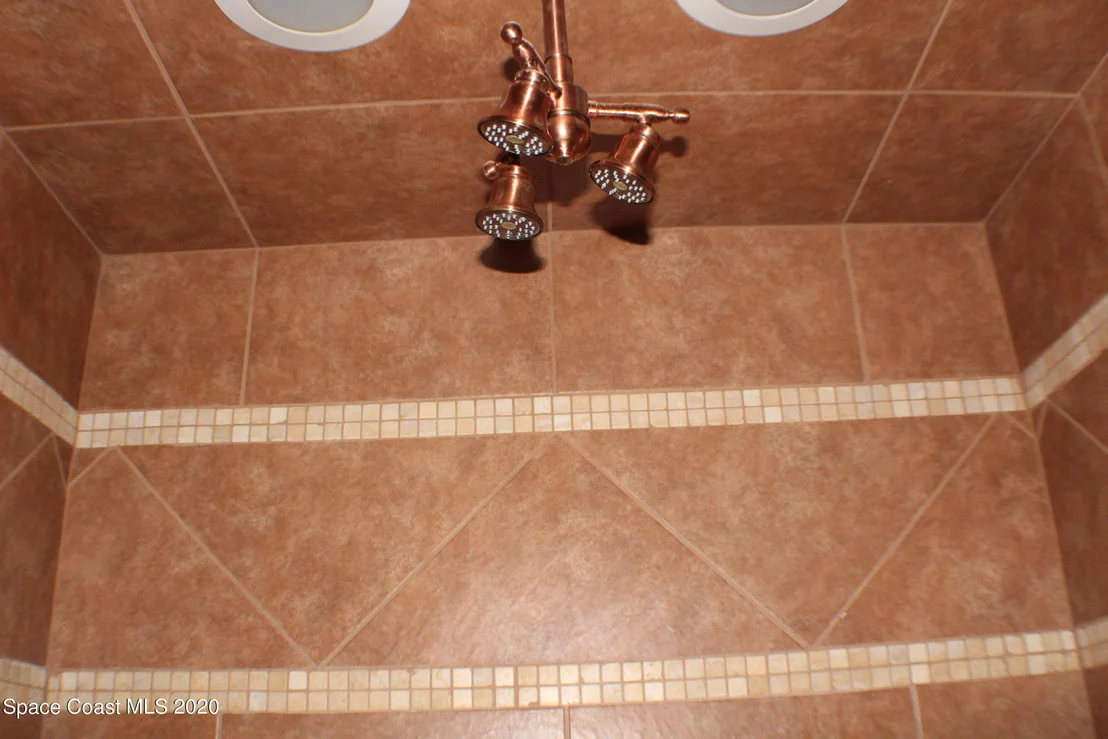 Photo of 150 Oakledge Drive