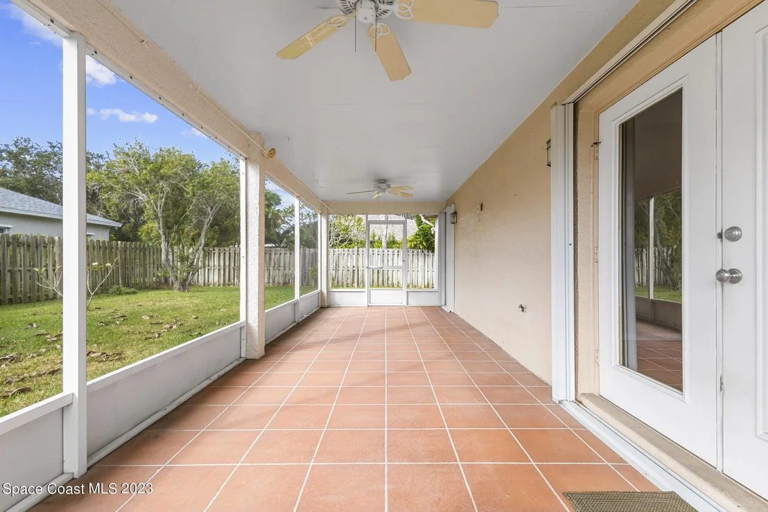 Photo of 813 Cebu Place
