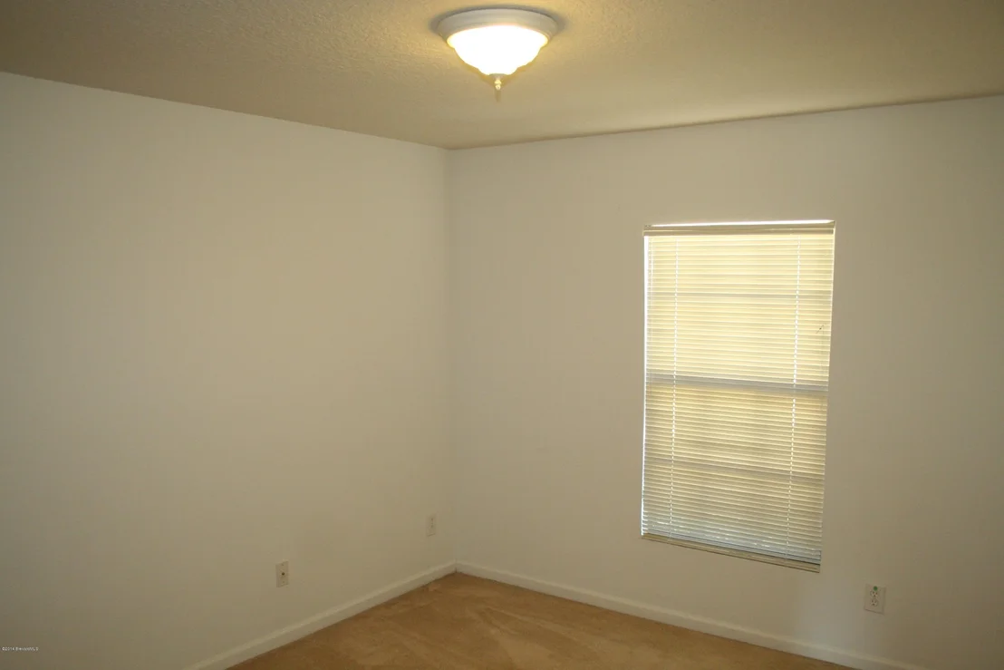 Photo of Unit 104 at 835 Luminary Circle