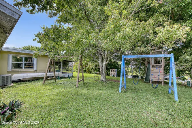 Photo of 2920 Corbusier Drive