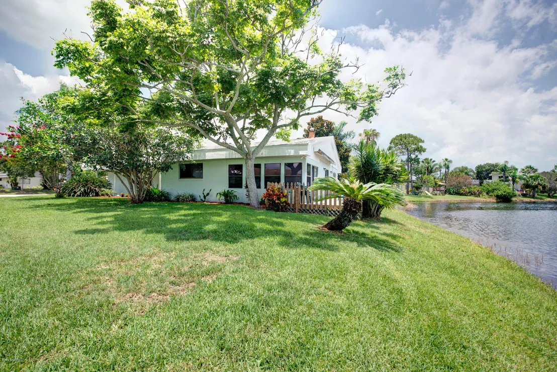 Photo of 441 Myrtlewood Road