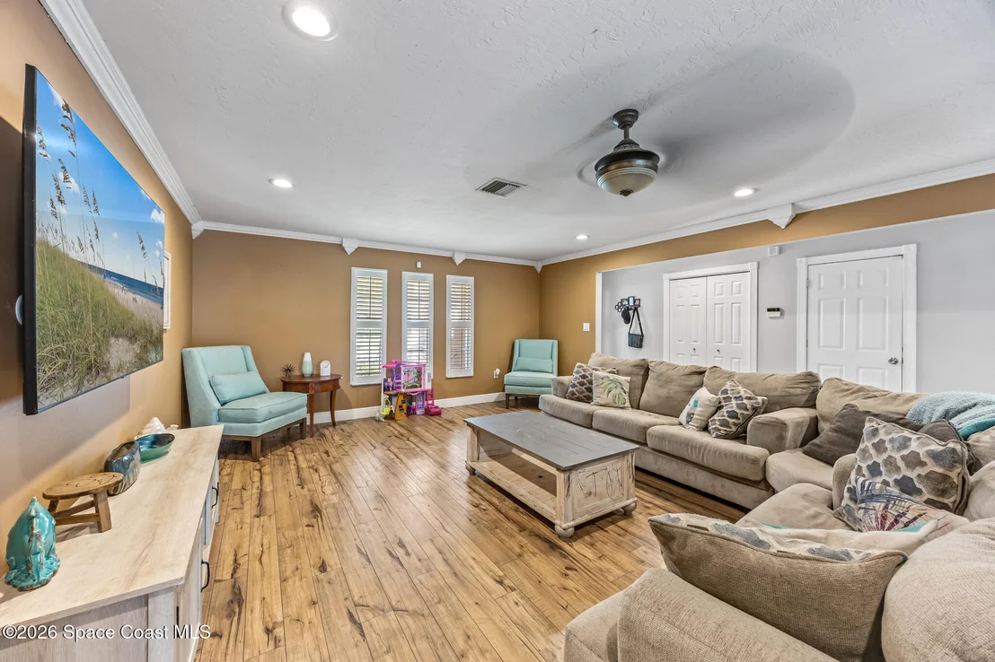 Photo of 1371 Gleneagles Way