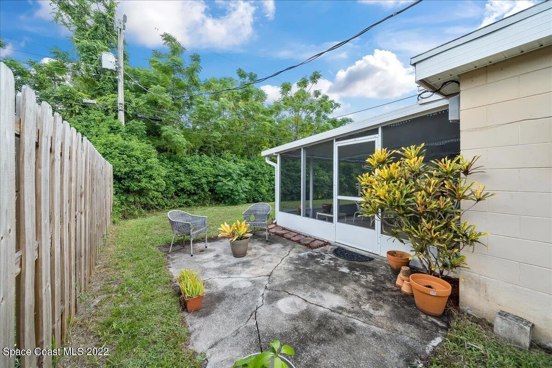 Photo of 2546 Lorna Drive