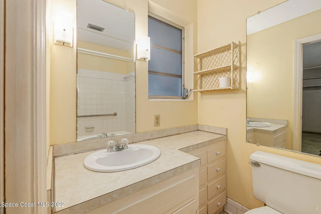 Photo of 107 Lagoon Avenue