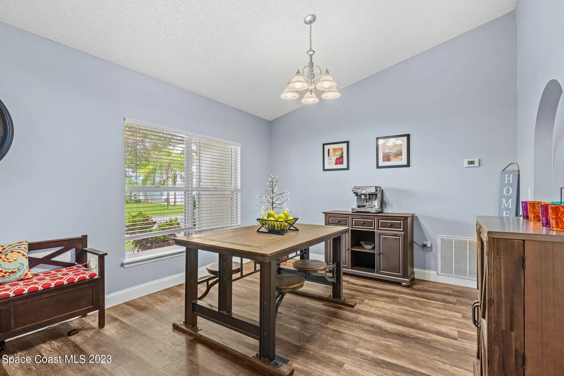 Photo of 2310 Shady Oak Road