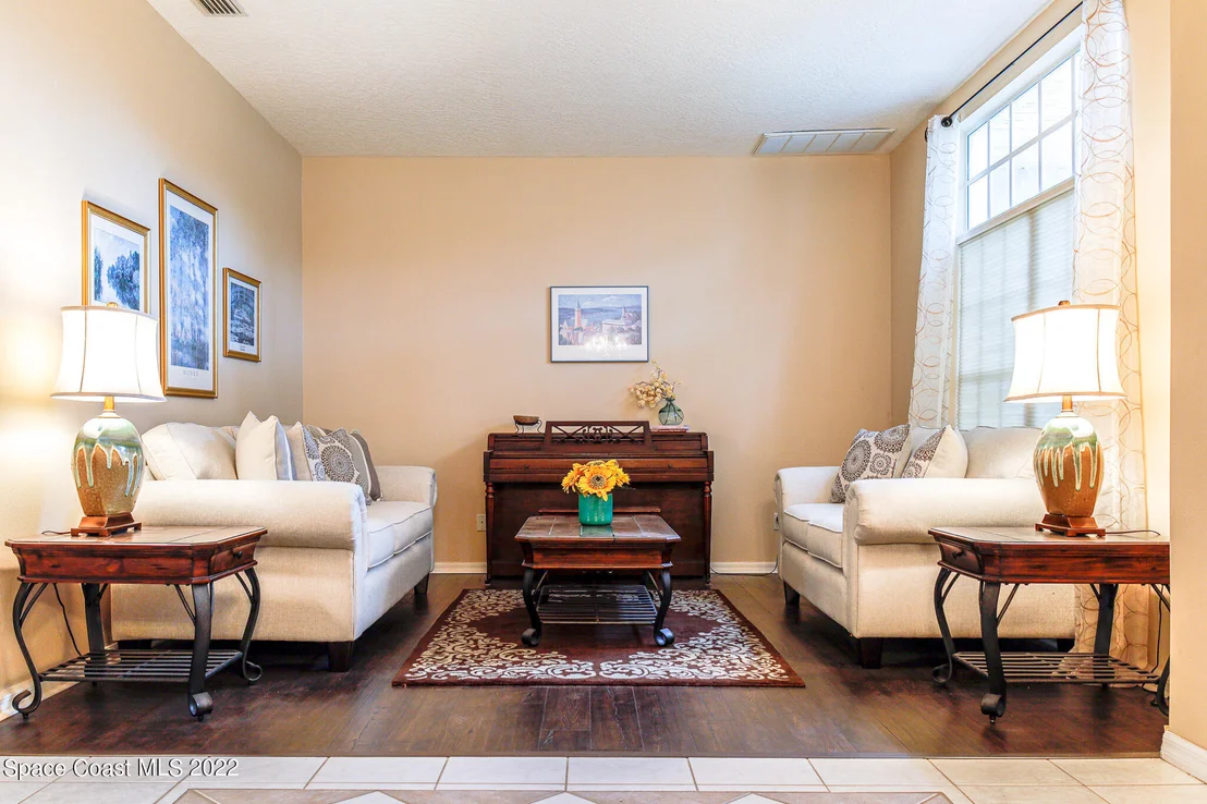 Photo of 6047 Arlington Circle