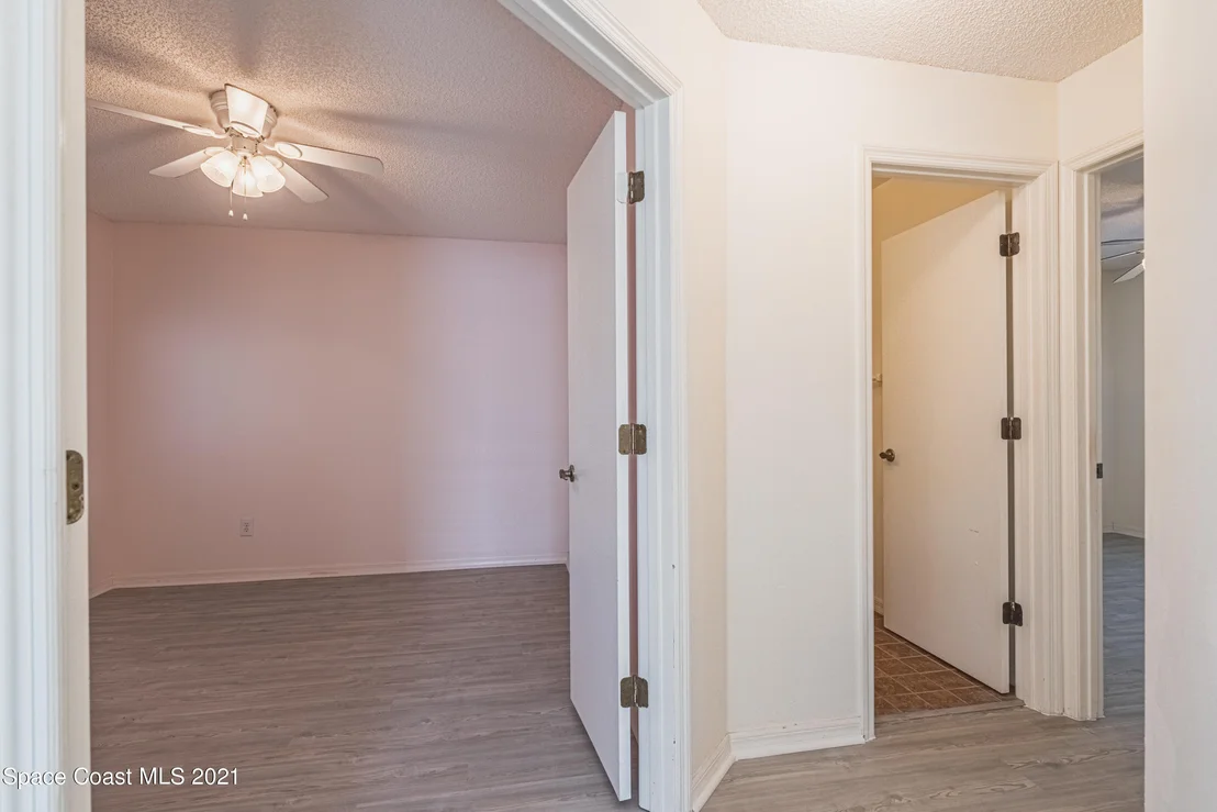 Photo of 1188 Goldenrod Circle NE