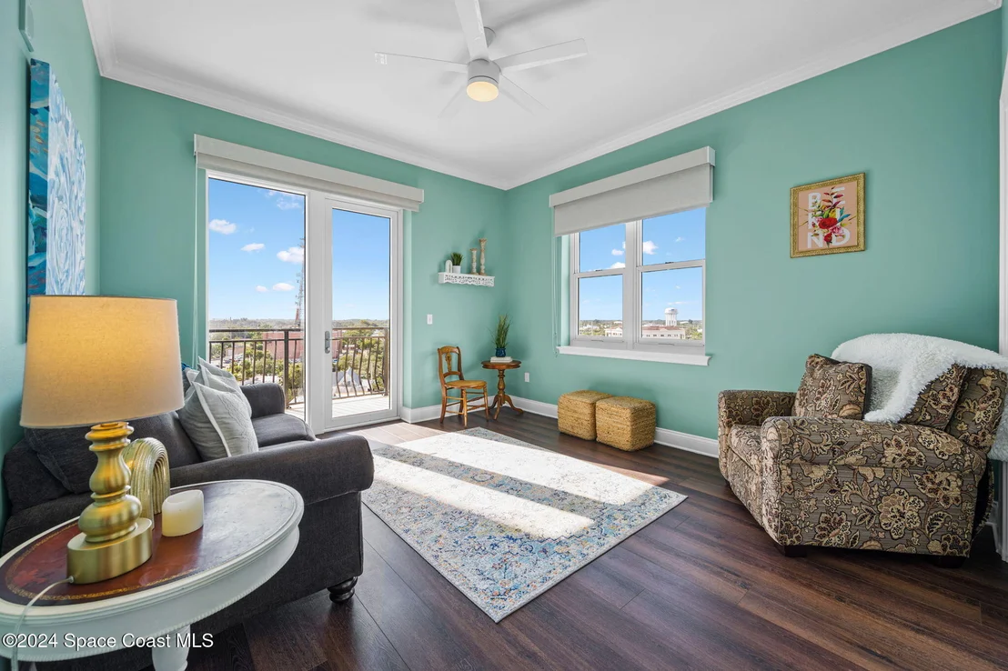 Photo of Unit 901 at 21 Riverside Drive