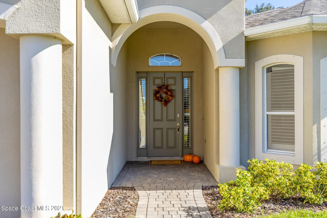 Photo of 5931 Herons Landing Drive