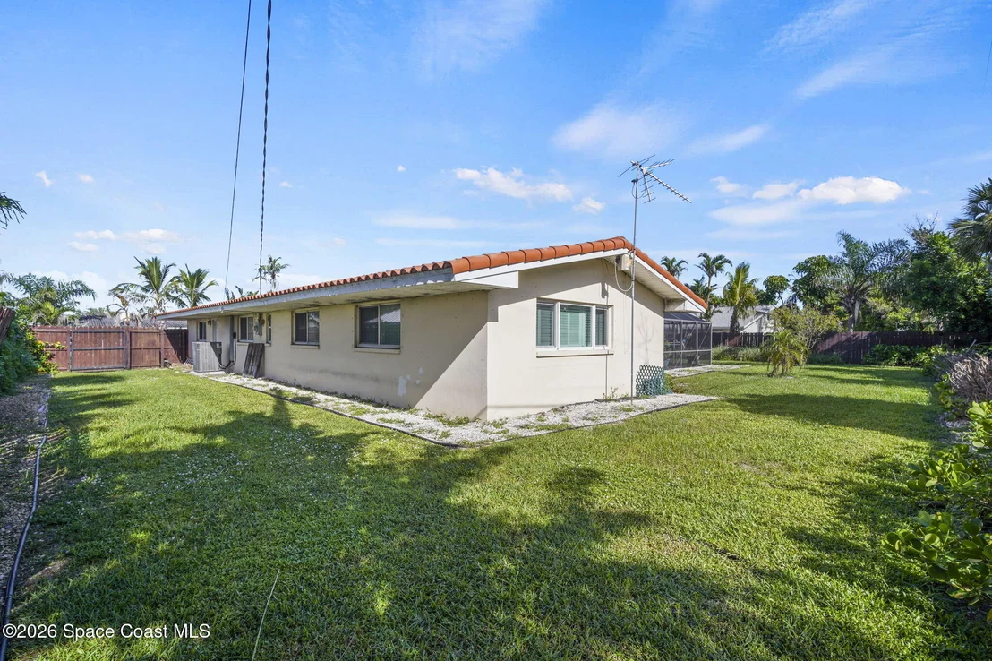 Photo of 319 Hibiscus Trail