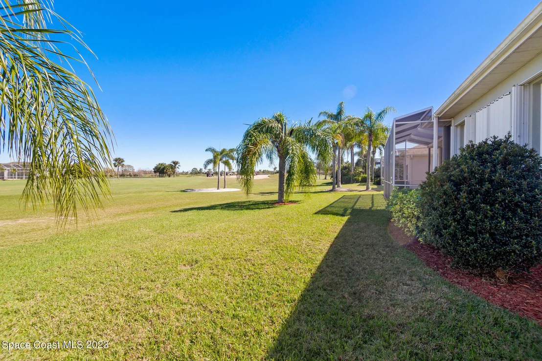 Photo of 2563 Canterbury Circle