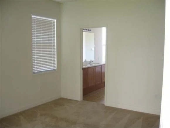 Photo of 361 Waterside