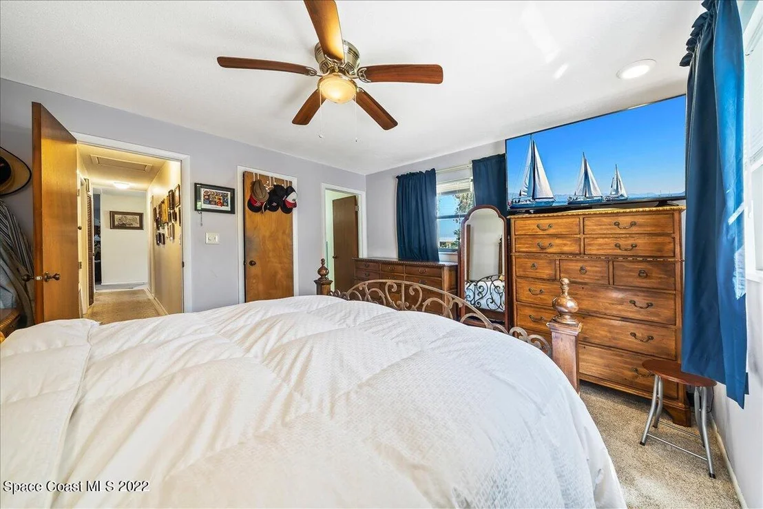 Photo of 329 Dorset Drive
