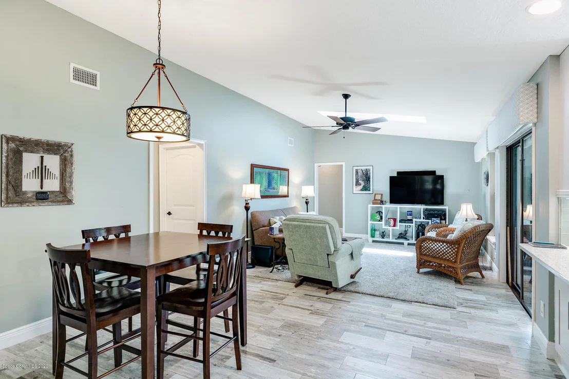 Photo of 406 Ormond Drive