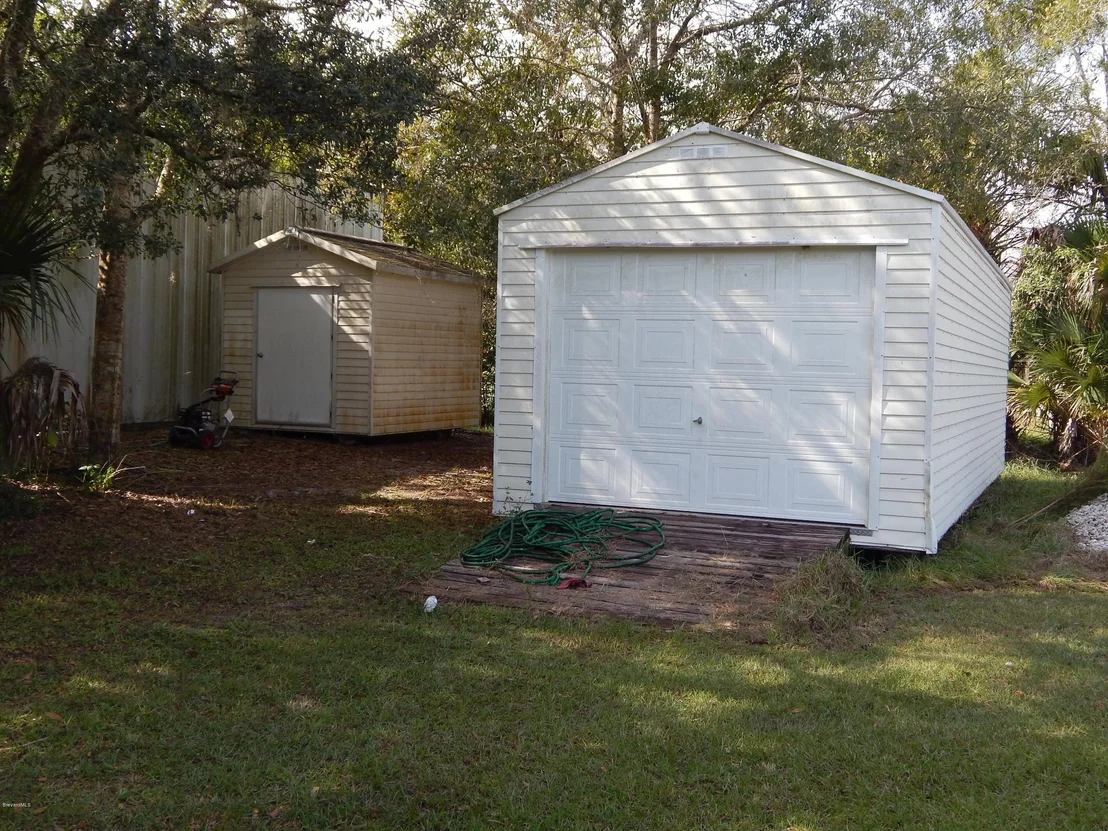 Photo of 3740 Fenner Road