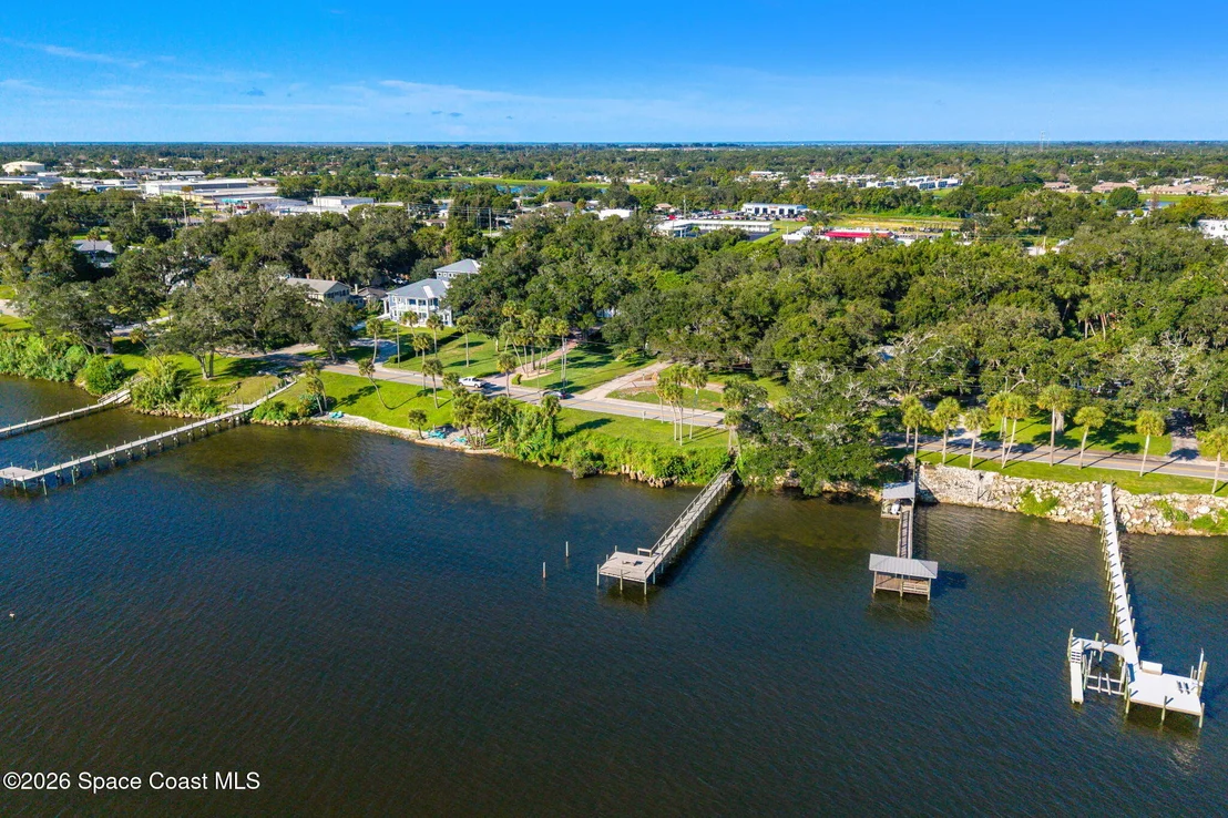 Photo of 925 N Indian River Drive