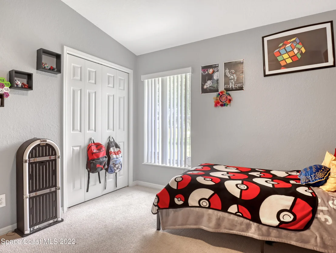 Photo of 4304 Long Lake Road