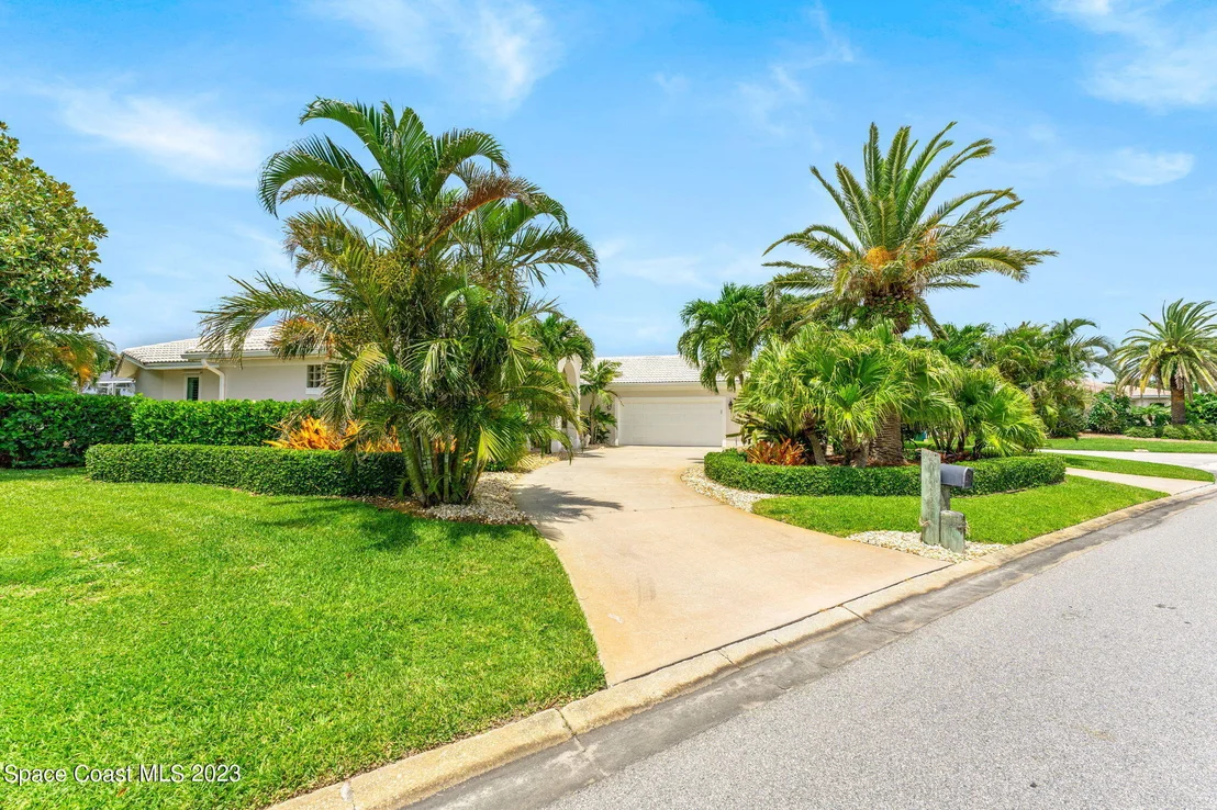 Photo of 2002 Neptune Drive