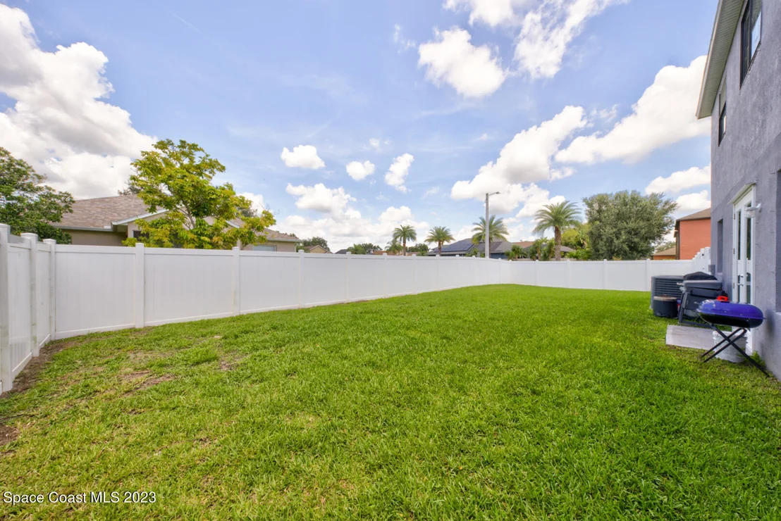 Photo of 194 Dryden Circle