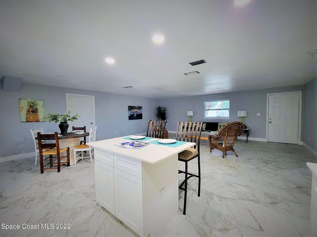 Photo of 2019 Barkley Avenue