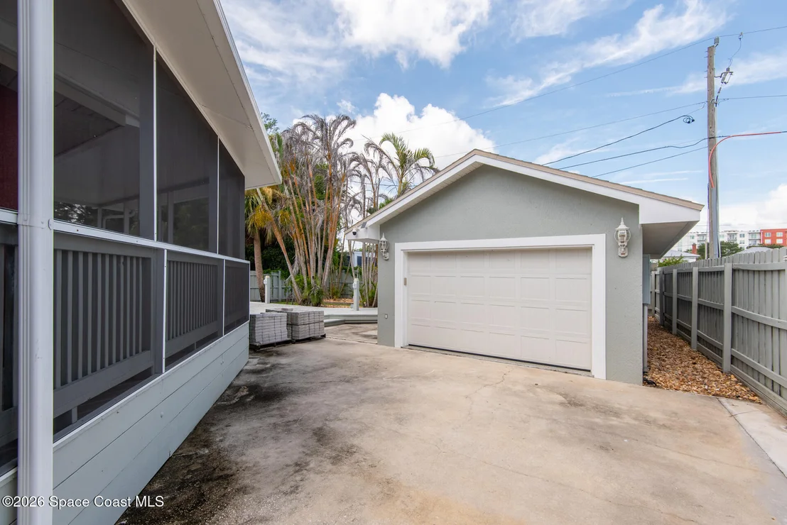 Photo of 2100 Vernon Place